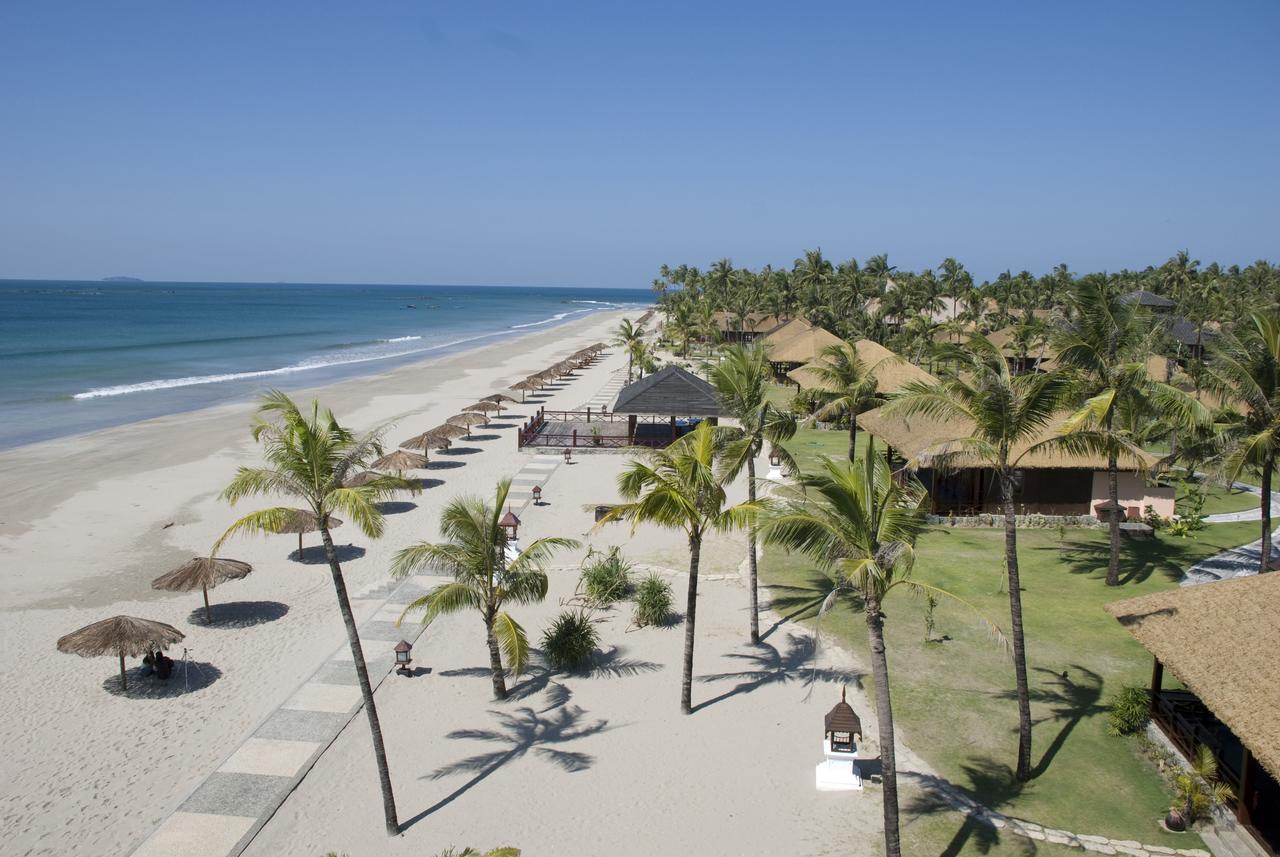 Aureum Palace Hotel & Resort Ngwe Saung Ngwesaung Exterior photo