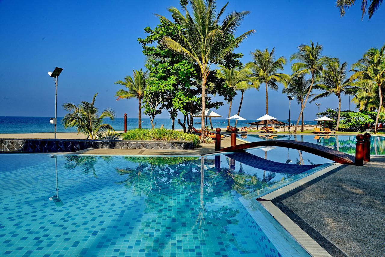 Aureum Palace Hotel & Resort Ngwe Saung Ngwesaung Exterior photo