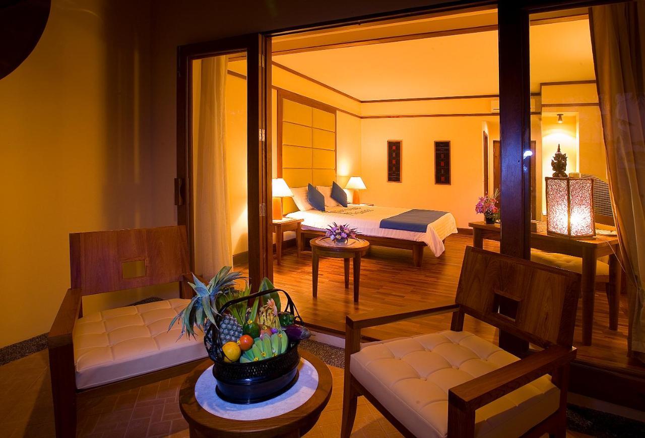 Aureum Palace Hotel & Resort Ngwe Saung Ngwesaung Exterior photo
